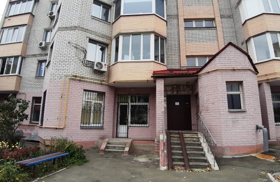 3-к квартира вул. Б.Хмельницького