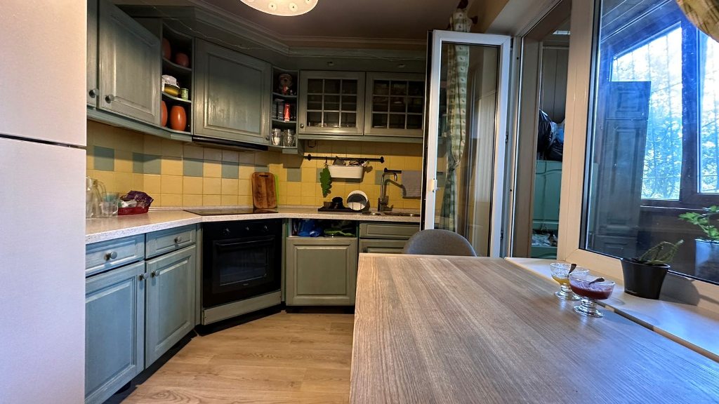 4 кімнатна квартира, м.Академмістечко, Київ, вул. Єфремова (Уборевича)